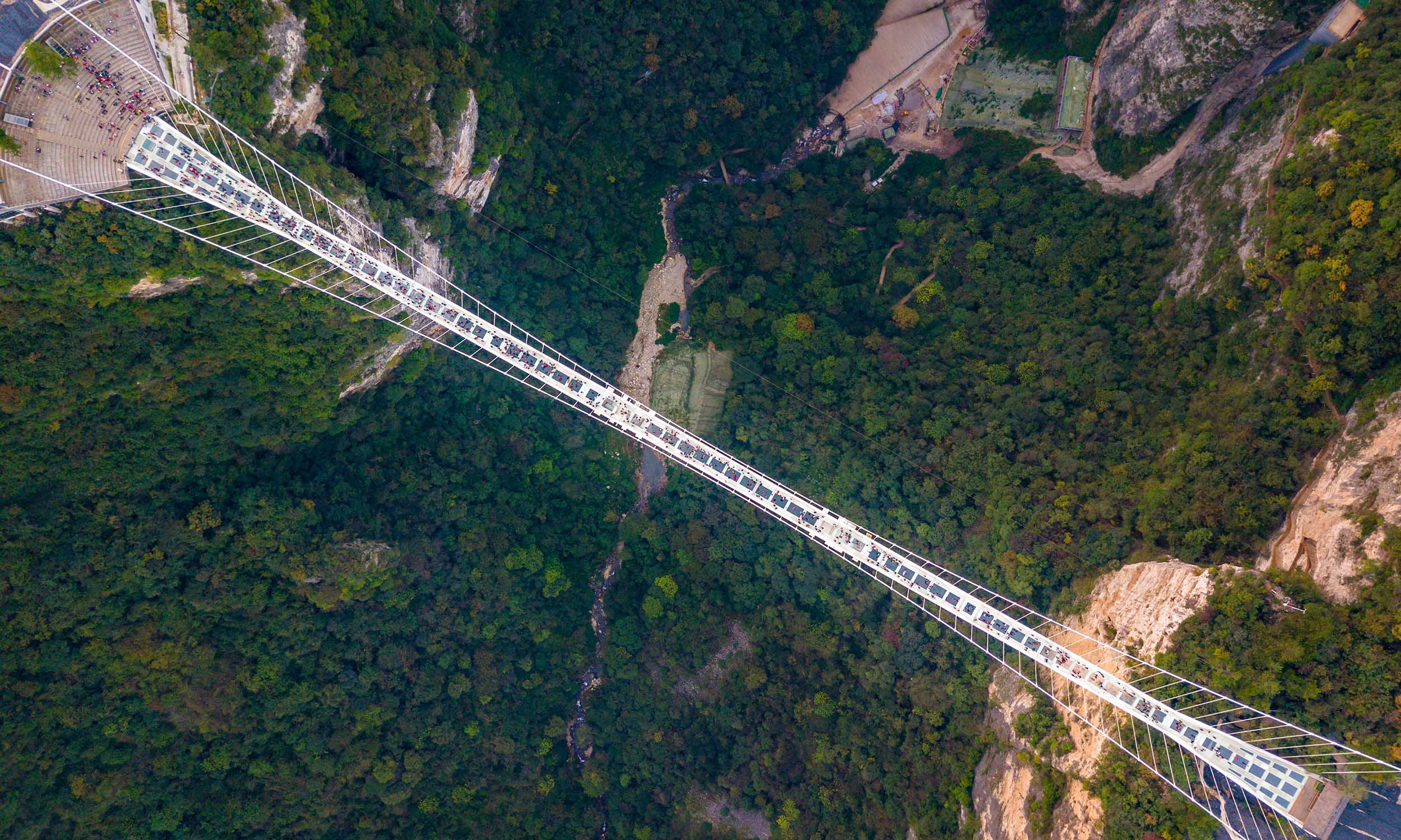 Zhangjiajie Glass Bridge 5