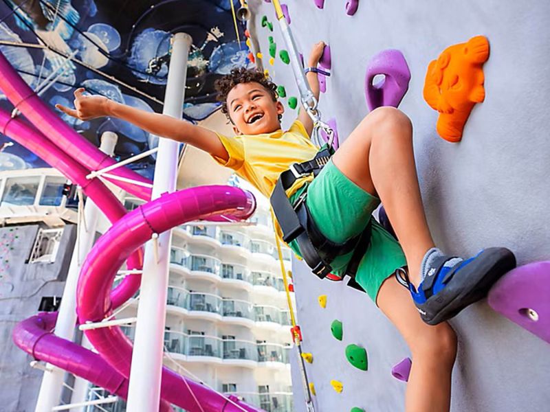 Radiance of the seas - rock climbing